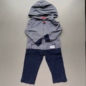 2 piece Carter’s outfit in size 12 M